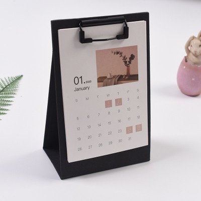 Calendário de Mesa Criativo para Publicidade